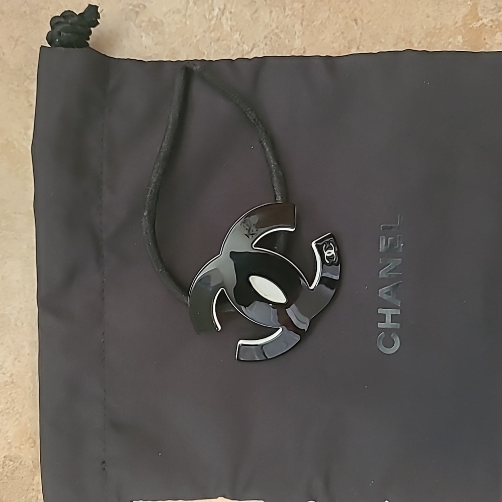Chanel ponytail holder